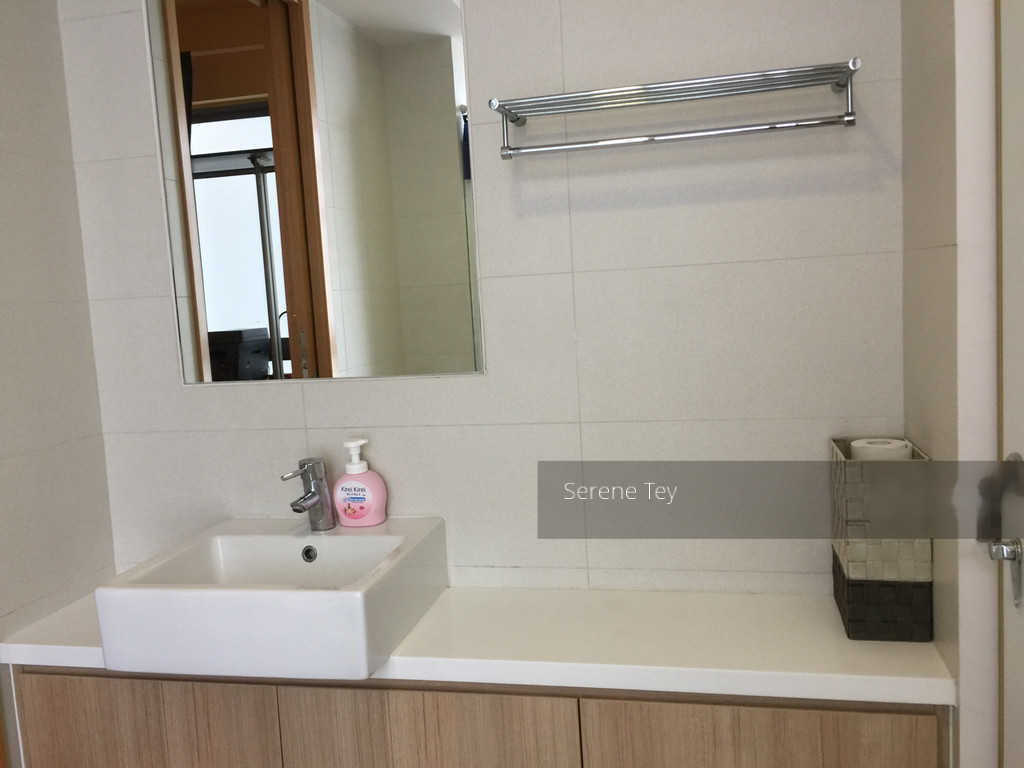 Beacon Heights (D12), Condominium #211685251
